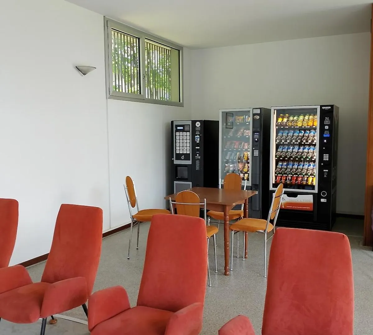 Room402 With Lake View Gardone Riviera 0*,  Italien
