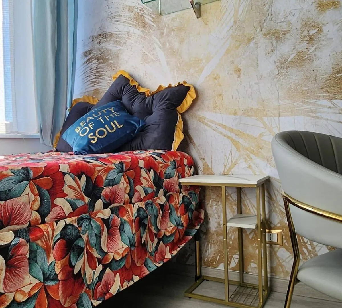 Apartment Room402 With Lake View Gardone Riviera Italien